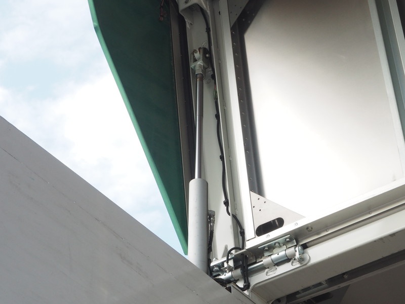 いすゞ ギガ ウイング車 大型 LKG-CYL77A 年式 H24[写真24]