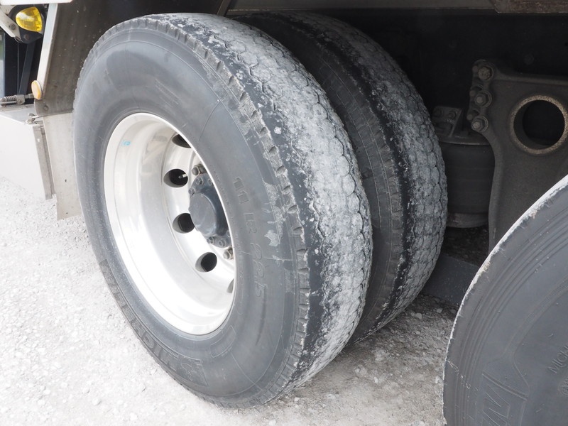 いすゞ ギガ ウイング車 大型 LKG-CYL77A 年式 H24[写真44]