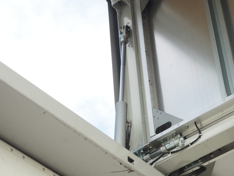 いすゞ ギガ ウイング車 大型 LKG-CYL77A 年式 H24[写真17]