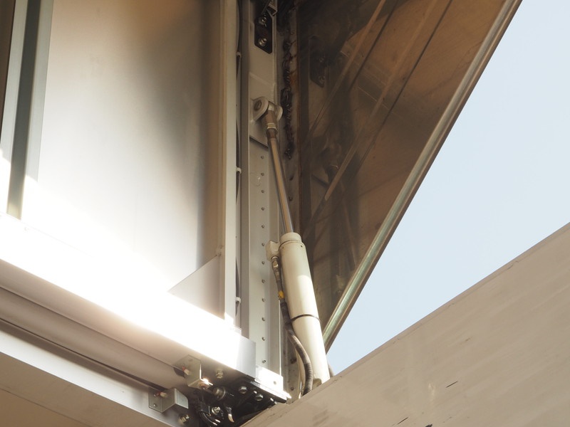 日野 プロフィア ウイング車 大型 LKG-FW1EXBG 年式 H24[写真18]