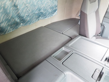 三菱ふそう スーパーグレート ウイング車 大型 QKG-FS54VZ 年式 H25 [写真26]