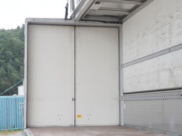 三菱ふそう スーパーグレート ウイング車 大型 QKG-FS54VZ 年式 H25 [写真19]