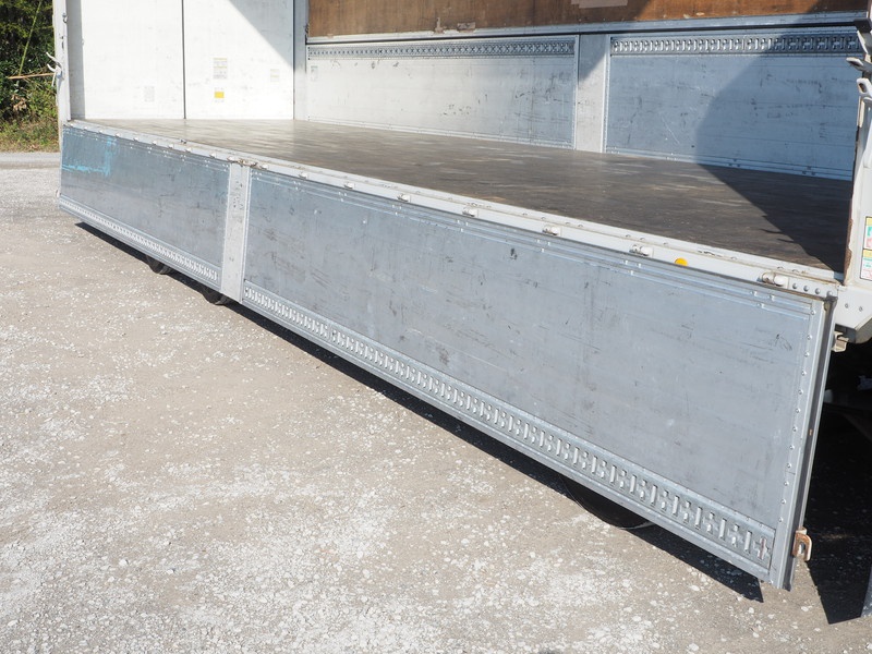 UDトラックス クオン ウイング車 大型 QKG-CG5ZA 年式 H25[写真12]