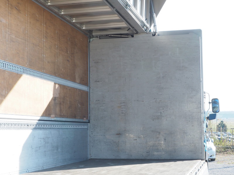 UDトラックス クオン ウイング車 大型 QKG-CG5ZA 年式 H25[写真14]