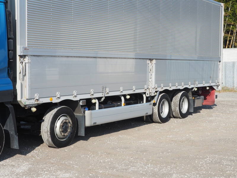 UDトラックス クオン ウイング車 大型 QKG-CG5ZA 年式 H25[写真21]