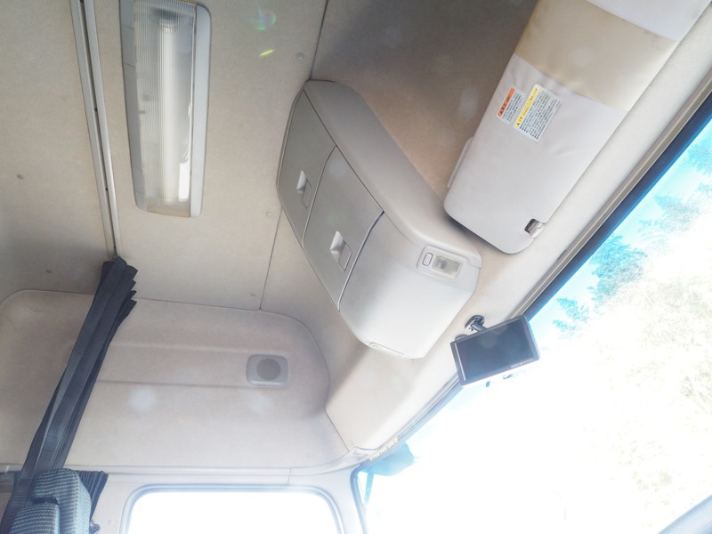 UDトラックス クオン ウイング車 大型 QKG-CG5ZA 年式 H25[写真37]