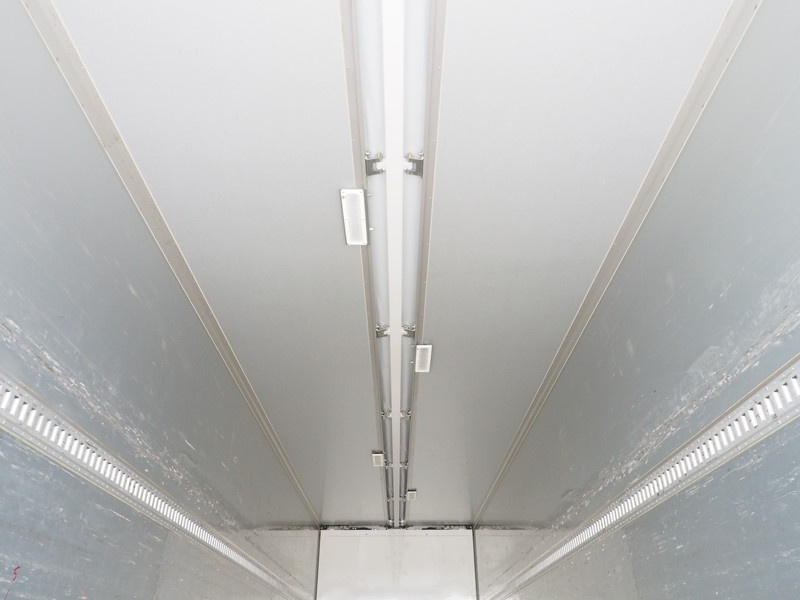 三菱ふそう スーパーグレート ウイング車 大型 QKG-FS54VZ 年式 H24[写真36]