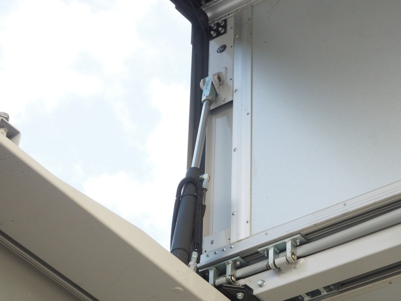 三菱ふそう スーパーグレート ウイング車 大型 QKG-FS54VZ 年式 H24[写真24]