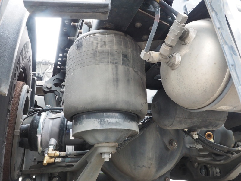 日野 グランドプロフィア トラクタ 大型 LKG-SH1EDAG 年式 H23[写真28]