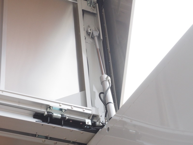 いすゞ フォワード ウイング車 中増t QKG-FTR34T2 年式 H28[写真18]