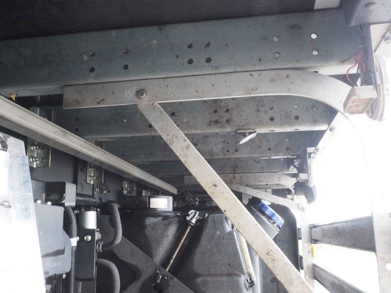 いすゞ フォワード ウイング車 中増t QKG-FTR34T2 年式 H28[写真41]