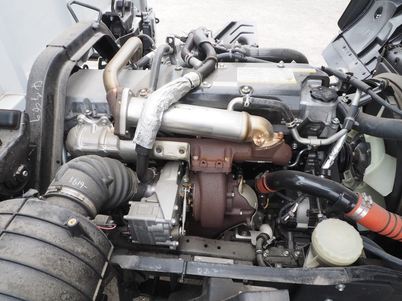 いすゞ フォワード ウイング車 中増t QPG-FTR34T2 年式 H27[写真61]