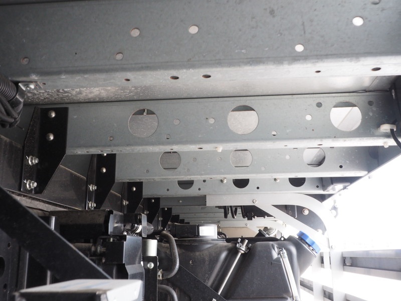 いすゞ フォワード ウイング車 中増t QPG-FTR34T2 年式 H27[写真51]