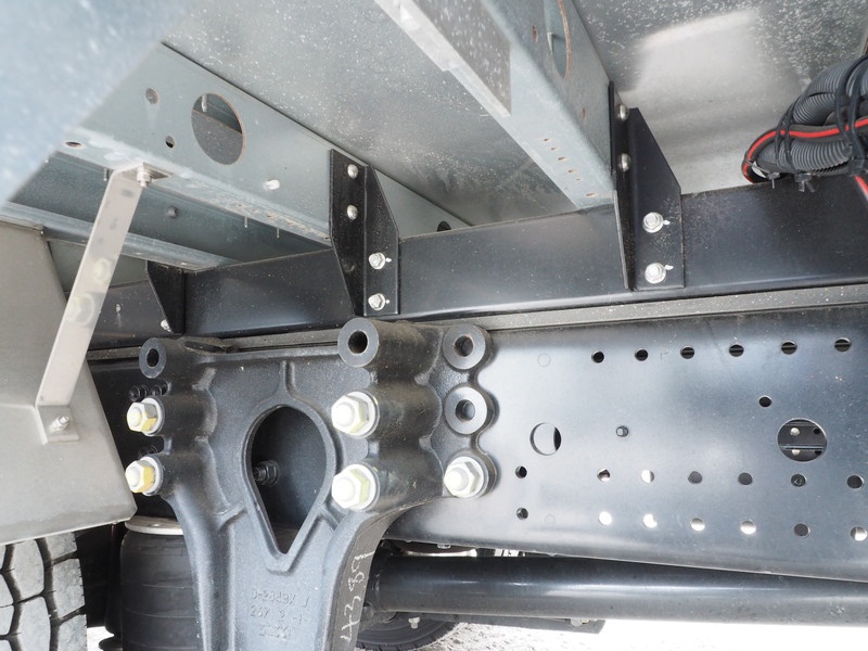 いすゞ フォワード ウイング車 中増t QPG-FTR34T2 年式 H27[写真52]