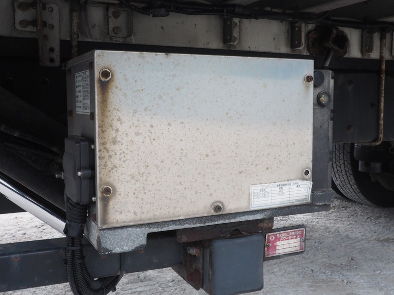 UDトラックス クオン ウイング車 大型 PKG-CG4ZA 年式 H22[写真32]