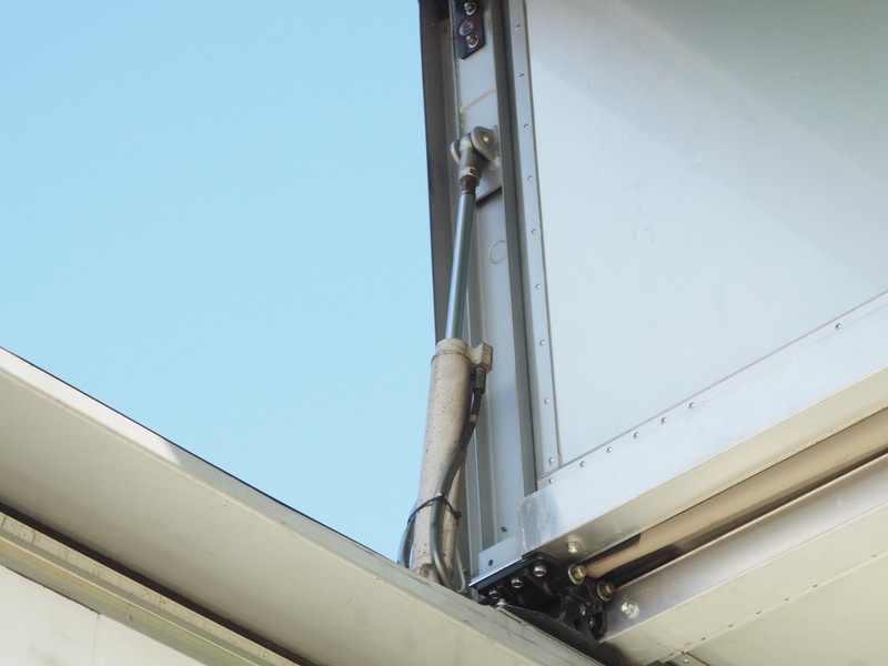 日野 グランドプロフィア ウイング車 大型 BKG-FW1EXYG 年式 H19[写真17]