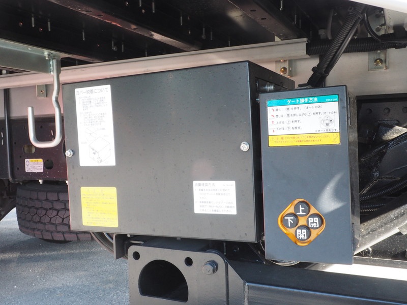 いすゞ フォワード ウイング車 中型 TKG-FRR90S2 年式 H29[写真37]