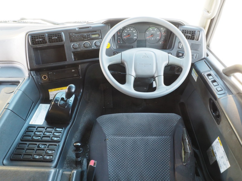 三菱ふそう スーパーグレート トラクタ 大型 QKG-FP54VDR 年式 H24[写真21]