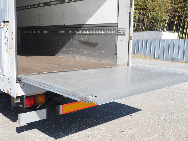 UDトラックス クオン ウイング車 大型 PKG-CG4ZA 年式 H22[写真29]