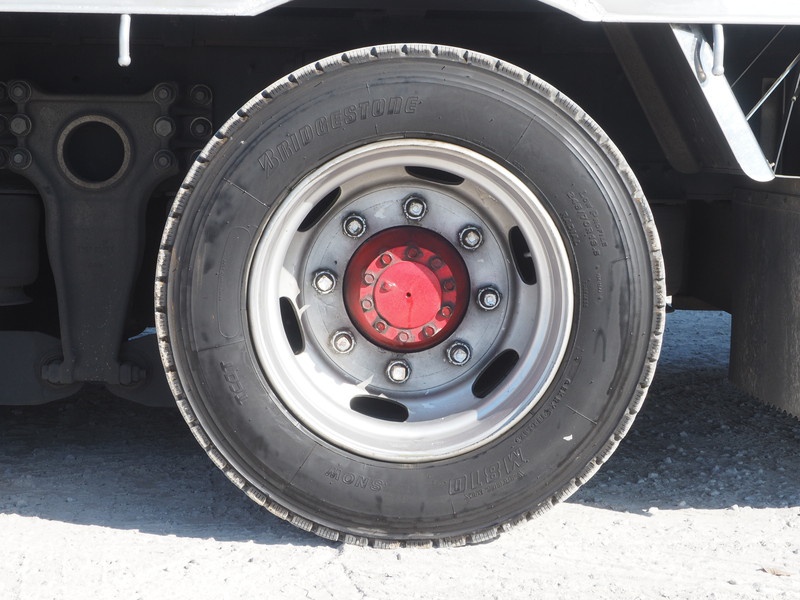 いすゞ ギガ 平ボディ 大型 PKG-CYJ77W8 年式 H20[写真46]