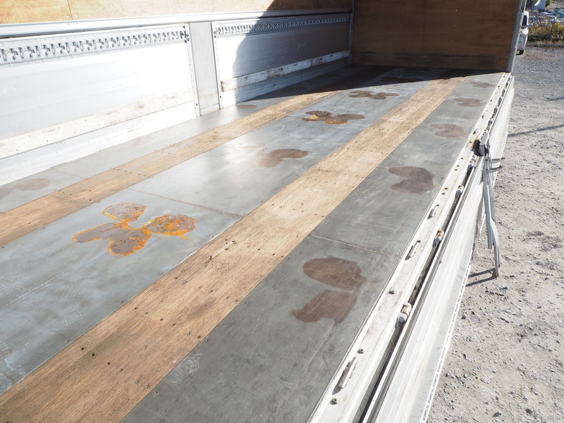 日野 レンジャープロ ウイング車 中増t BDG-FE8JPWG 年式 H20[写真15]