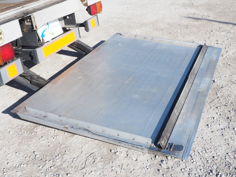 日野 レンジャープロ ウイング車 中増t BDG-FE8JPWG 年式 H20[写真28]