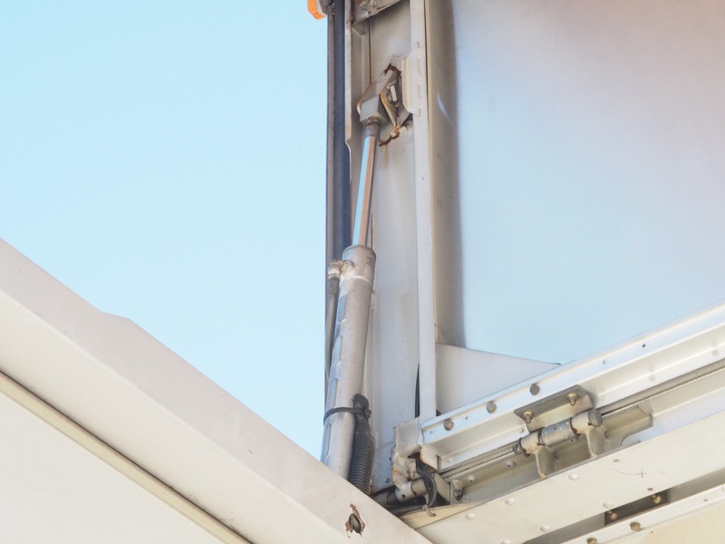 いすゞ フォワード ウイング車 中型 KK-FRR34P4 年式 H16[写真17]