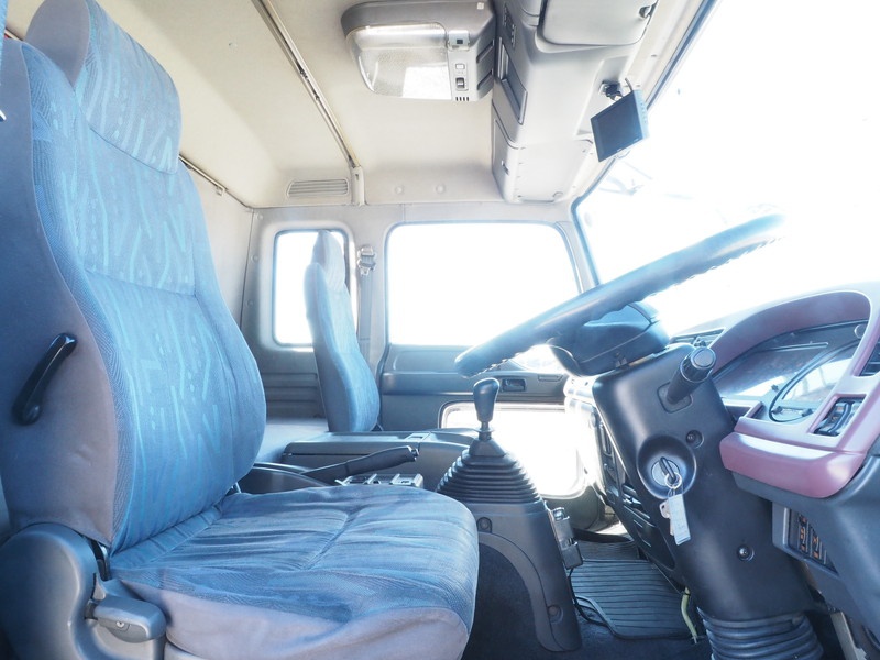 いすゞ フォワード ウイング車 中型 KK-FRR34P4 年式 H16[写真33]