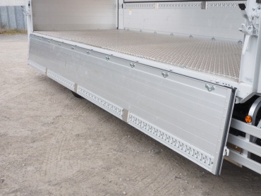 いすゞ フォワード ウイング車 中増t QPG-FTR34T2 年式 H27 [写真12]