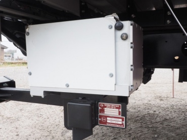 いすゞ フォワード ウイング車 中増t QPG-FTR34T2 年式 H27 [写真37]