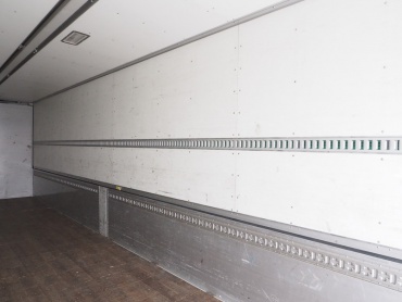 UDトラックス クオン ウイング車 大型 PKG-CG4ZA 年式 H22 [写真37]