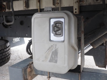 UDトラックス クオン ウイング車 大型 PKG-CG4ZA 年式 H22 [写真31]