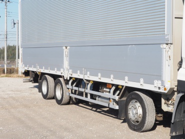 UDトラックス クオン ウイング車 大型 PKG-CG4ZA 年式 H22 [写真10]