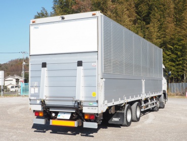 UDトラックス クオン ウイング車 大型 PKG-CG4ZA 年式 H22 [写真05]