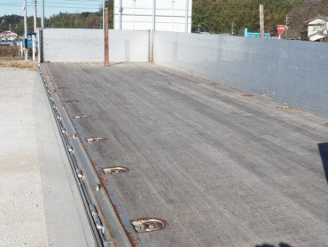 いすゞ ギガ 平ボディ 大型 PKG-CYJ77W8 年式 H20 [写真12]