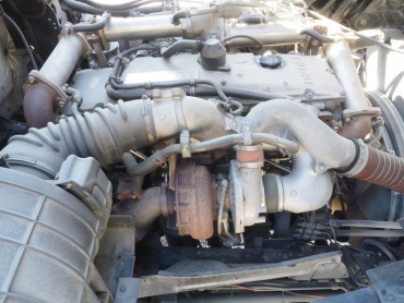 いすゞ ギガ 平ボディ 大型 PKG-CYJ77W8 年式 H20 [写真49]