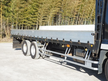 三菱ふそう スーパーグレート 平ボディ 大型 PJ-FU54JUZ 年式 H17 [写真09]