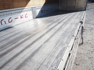 いすゞ フォワード ウイング車 中型 KK-FRR34P4 年式 H16 [写真15]