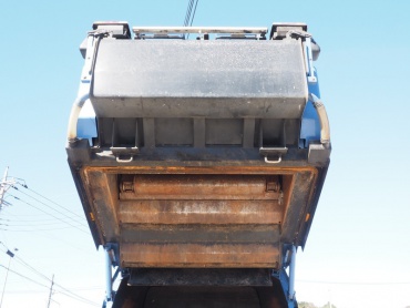 いすゞ エルフ パッカー 小型 TKG-NMR85AN 年式 H24 [写真16]