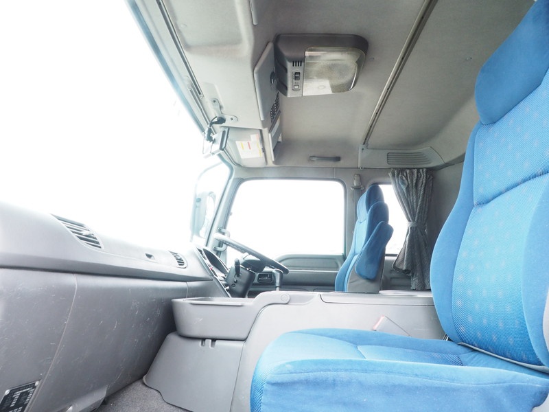 いすゞ ギガ ウイング車 大型 LKG-CYL77A 年式 H24[写真35]