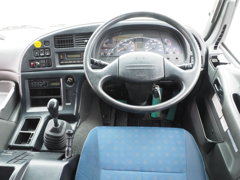 いすゞ ギガ ウイング車 大型 LKG-CYL77A 年式 H24[写真34]