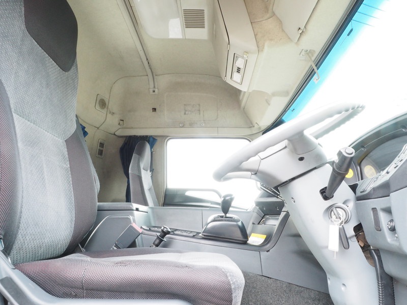 三菱ふそう スーパーグレート トラクタ 大型 QKG-FP54VDR 年式 H24[写真24]