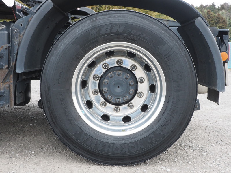 三菱ふそう スーパーグレート トラクタ 大型 QKG-FP54VDR 年式 H24[写真37]