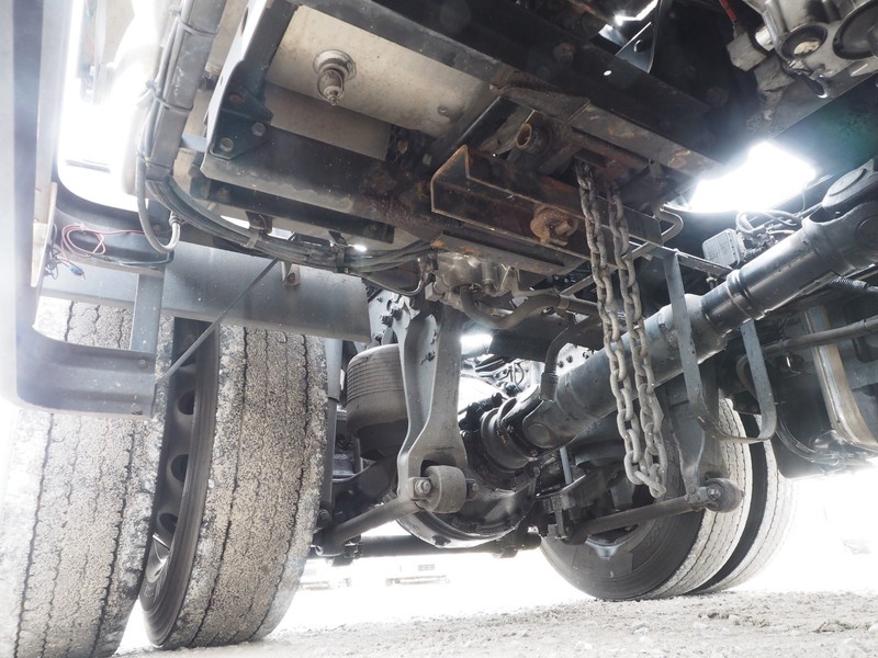 三菱ふそう スーパーグレート トラクタ 大型 QKG-FP54VDR 年式 H24[写真32]