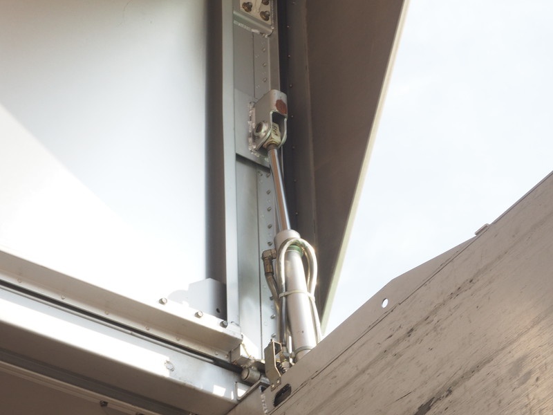 三菱ふそう ファイター ウイング車 中型 PDG-FK61F 年式 H21[写真18]