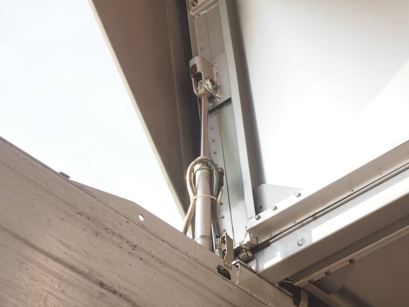 三菱ふそう ファイター ウイング車 中型 PDG-FK61F 年式 H21[写真24]