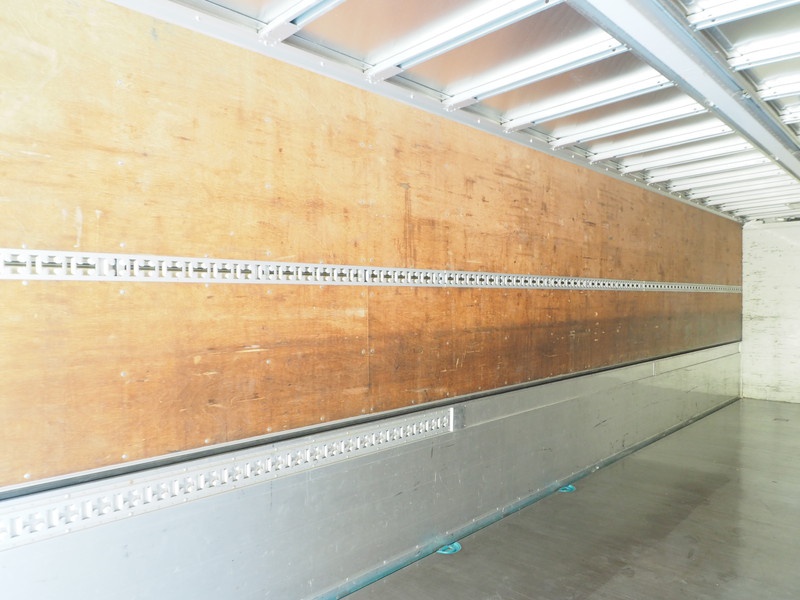 三菱ふそう スーパーグレート ウイング車 大型 LKG-FU54VZ 年式 H23[写真31]