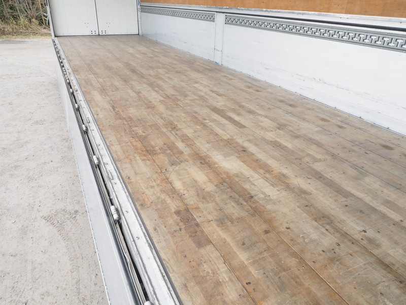 日野 グランドプロフィア ウイング車 大型 BKG-FW1EXYG 年式 H22[写真16]