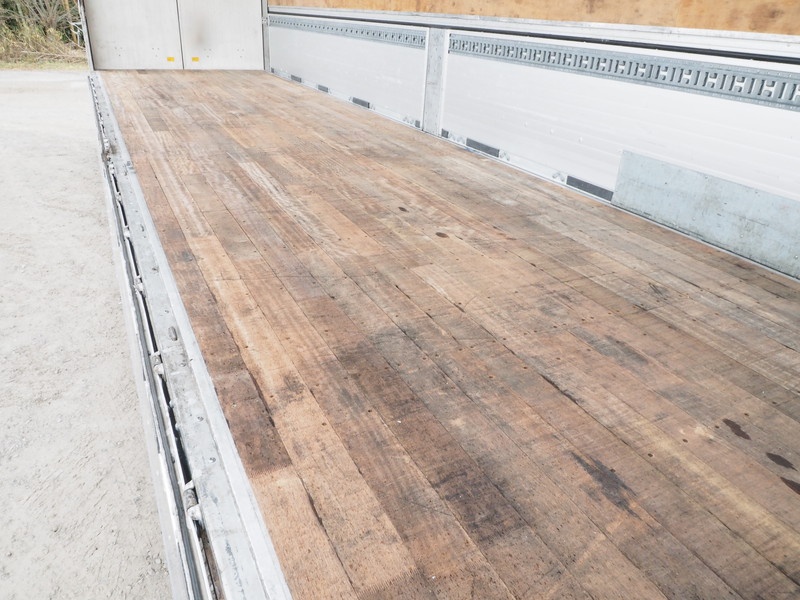 三菱ふそう スーパーグレート ウイング車 大型 BDG-FS54JZ 年式 H19[写真16]