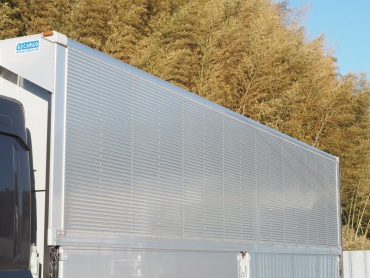 いすゞ ギガ ウイング車 大型 QKG-CYJ77B 年式 H28 [写真20]